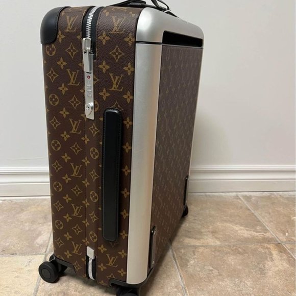 Louis Vuitton Horizon 55 Travel Bag - Picture 5 of 8